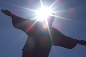 christ-the-redeemer-light-back